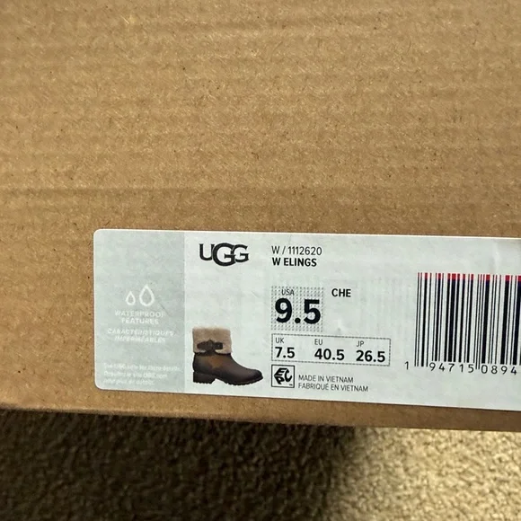New in box Ugg size 9.5 “Elings” boots - Picture 2 of 9